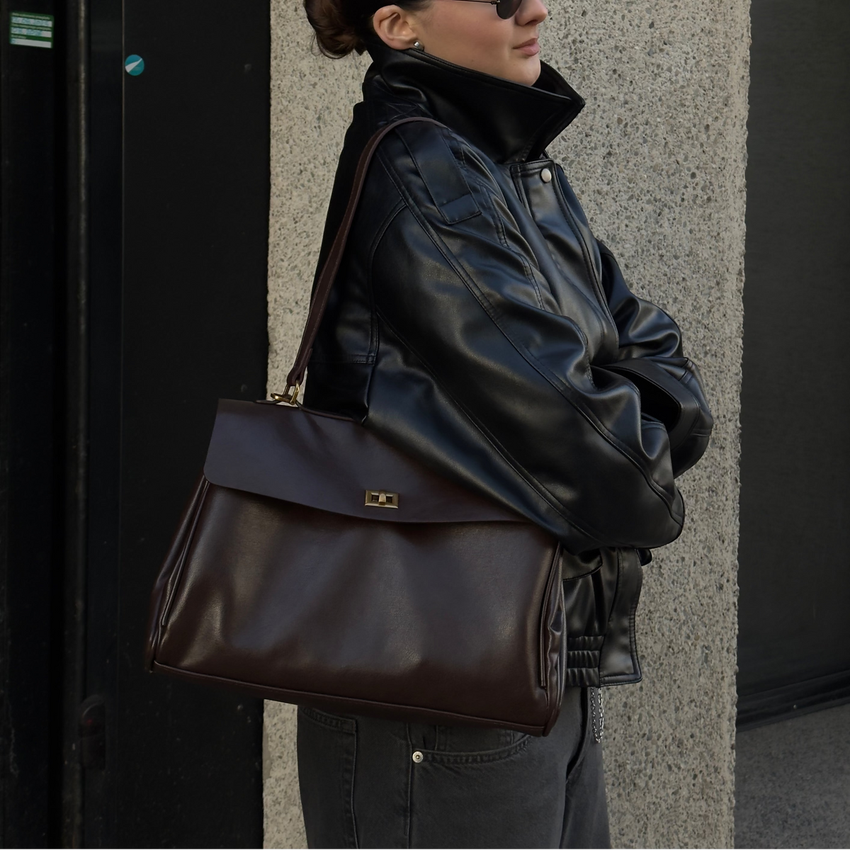 Compact shape leather bag — Coffee — 6 |oriona-color:Coffee|