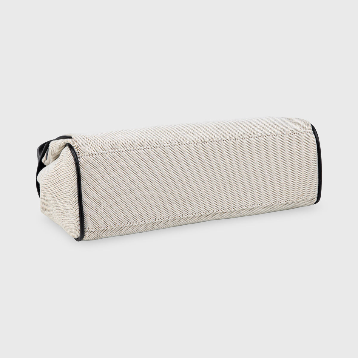 Soft Volume Leather Bag — Black Canvas — 16 |oriona-color:Black Canvas|