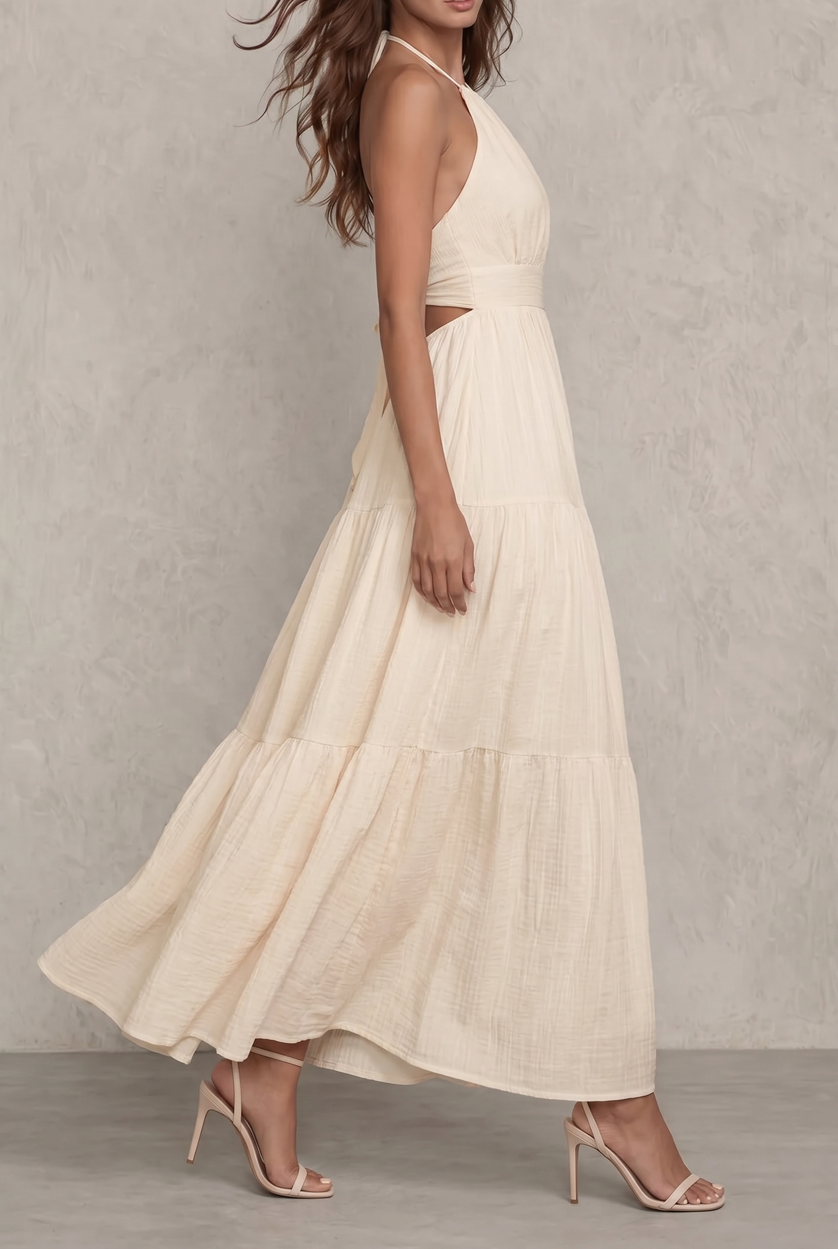 Elaria • Vestido largo con escote halter