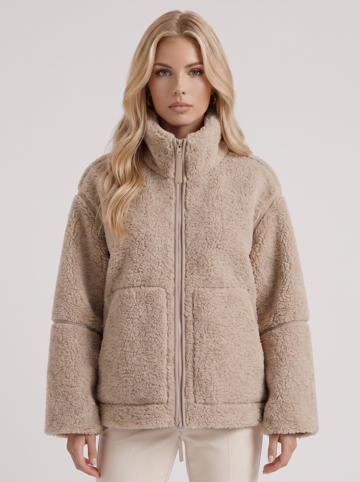 Structured Jacket Sculptural Line — Beige