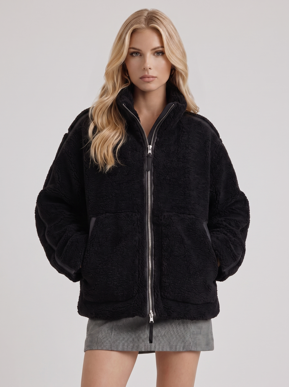 Structured Jacket Sculptural Line — Black