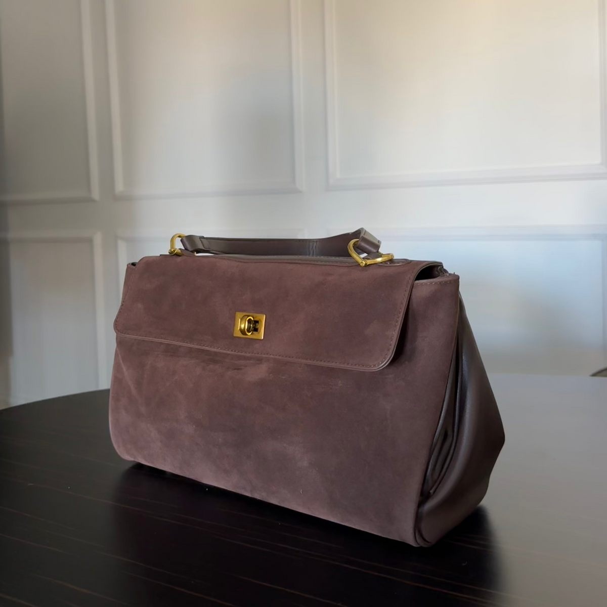 Slender Profile Shoulder Bag — Coffee — 3 |oriona-color:Coffee|