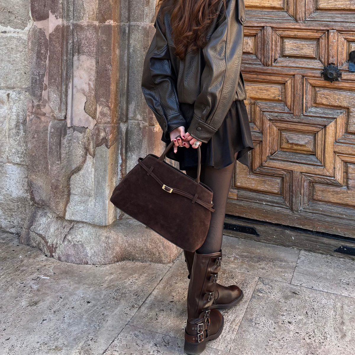 Distinctive Design Leather Bag — Detail — 7 |oriona-color:|