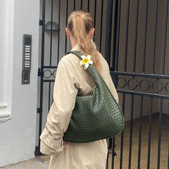 Clean Line Woven Bag — Green — 3 |oriona-color:Green|
