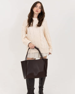 Iconic cut laptop bag — Chocolate — 4 |oriona-color:Chocolate|