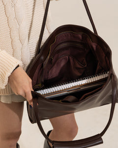 Iconic cut laptop bag — Chocolate — 3 |oriona-color:Chocolate|