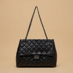Quilted Chain Shoulder Bag |oriona-color:Black|