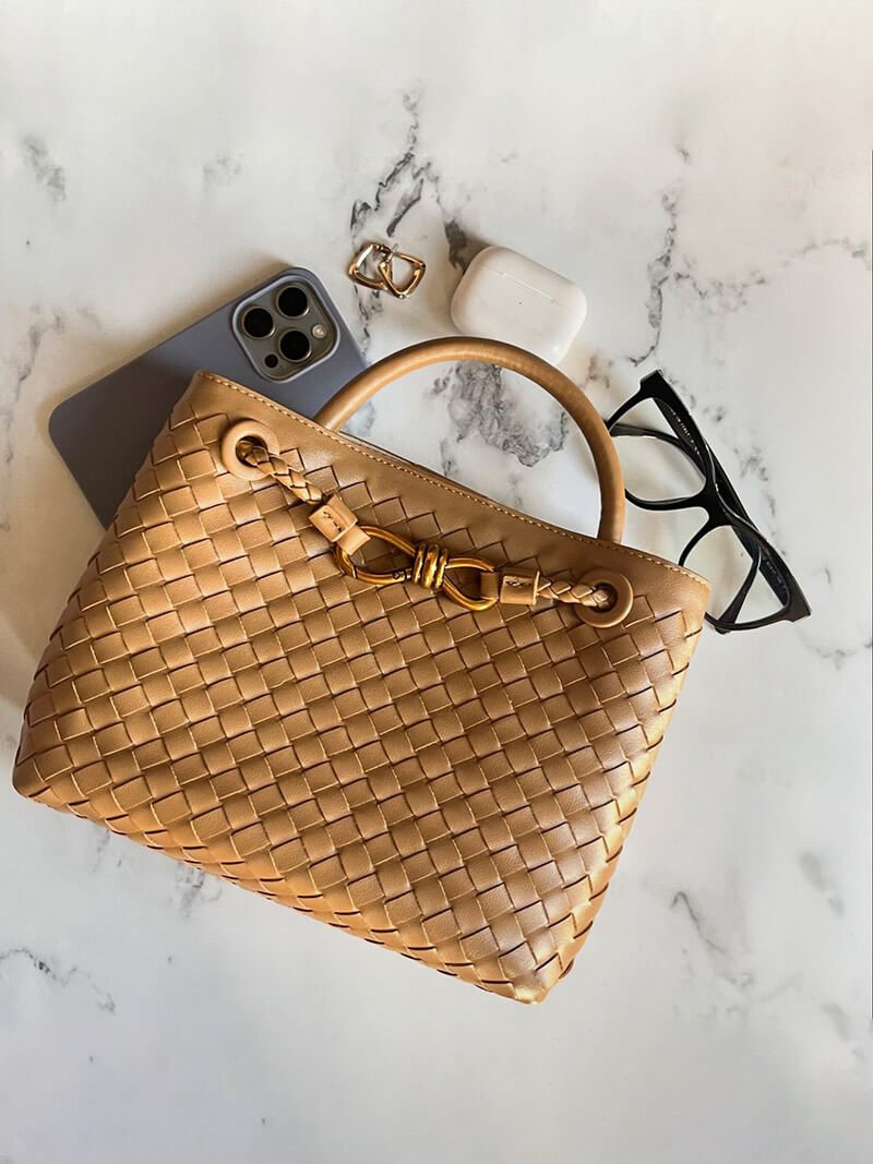 Woven bag — Brown |oriona-color:Brown|