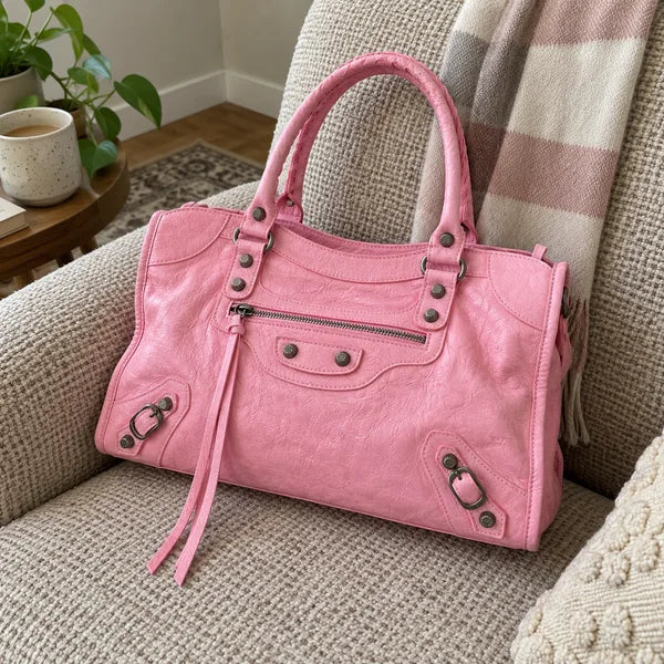AI-generated image: bag It Girl medium, baby pink, in an everyday setting
