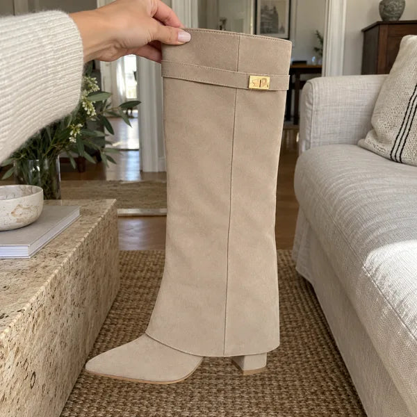 Illustrative image: boots Lavista straight-shaft suede, beige